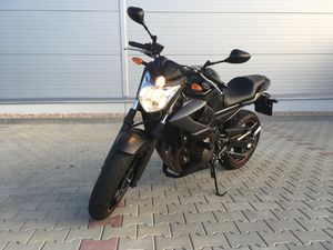 MOTOCYKL YAMAHA XJ6