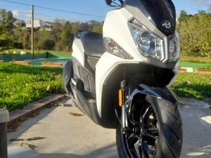 VENDO SYM JET 14 SANTO TIRSO, COUTO (SANTA CRISTINA E SÃO MIGUEL) E BURGÃES