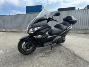 HONDA SILVER WING 400