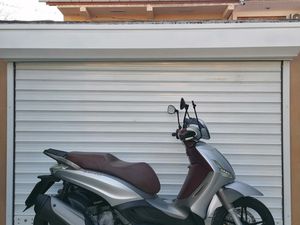 PIAGGIO BEVERLY 350I →