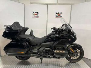 HONDA GL 1800 TOURING DELUXE ZWART