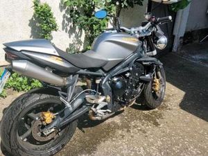 TRIUMPH STREET TRIPLE R 120 PS