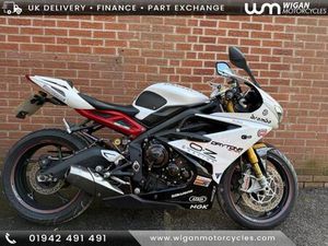 TRIUMPH DAYTONA 675 R ABS