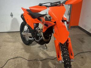 2025 KTM 250 XC-F