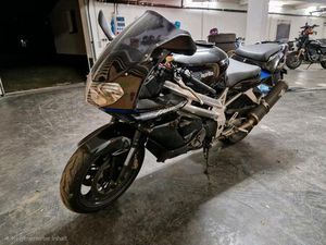 APRILIA FALCO (KEINE MILLE)