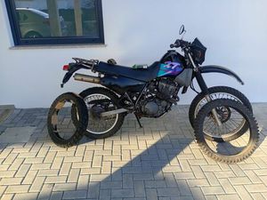 YAMAHA XT350 REVISIONADA NELAS
