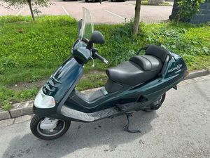 PIAGGIO GT 250 HEXAGON NUR 3787 KM TOP GEPFLEGT