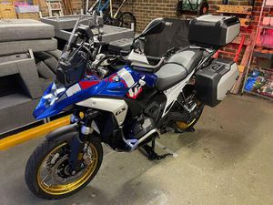 BMW R 1300 GS TE / ADAPTIVE HEIGHT & CRUISE / AKRAPOVIC / LUGGAGE / NAV CRADLE / PACKS++++++