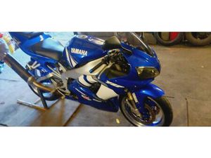 SPRZEDAM YZF R1 DO JUTRA CENA 7000 WOLA
