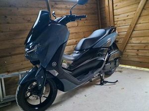 ② YAMAHA MAX 125, CONSTRUITE EN 2022 À 1600 KM !