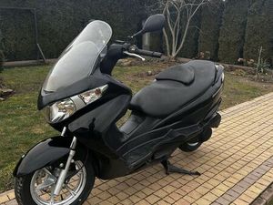 SUZUKI BURGMAN 125 MOKRE