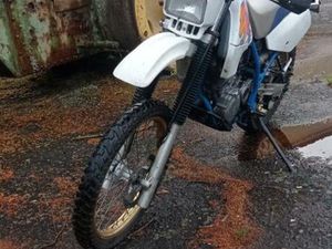 SUZUKI DR 350 KICKSTARTER, GEPFLEGT ORIGINAL ZUSTAND TOP