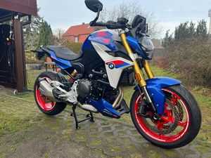 BMW F900R STYLE SPORT NEUWERTIG ALLE PAKETE