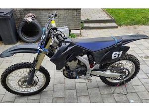 YAMAHA YZ450F