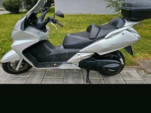 HONDA SILVERWING 600