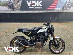 HUSQVARNA VITPILEN 401 (BJ 2018) — MOTOREN | HUSQVARNA — MARKTPLAATS
