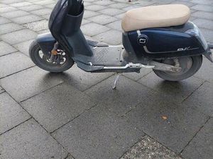 E-SCOOTER SUPER SOCO CU-X 45 KM/H IN NACHTBLAU MET.