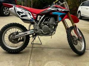 CRF150R