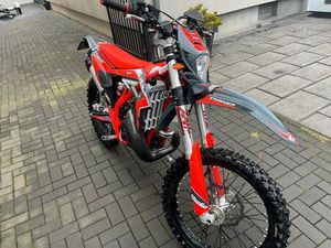 BETA XTRAINER 300 2026 ERST 70KM X TRAINER