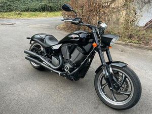 VICTORY HAMMER 8-BALL MOTORRAD