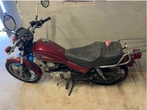 YAMAHA 125 SR