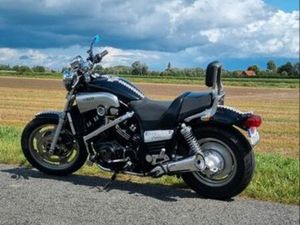 YAMAHA 1200 VMAX