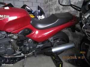 TRIUMPH SPRINT 900 DE 1996