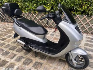 SCOOTER PEUGEOT ELYSEO