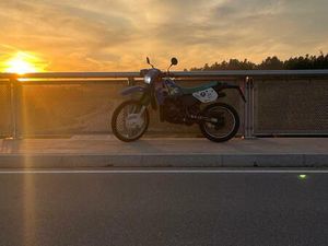 KAWASAKI KMX 125 B MOTOR NEU