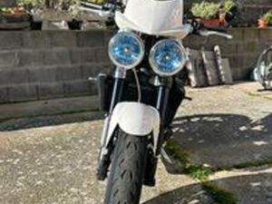 TRIUMPH SPEED TRIPLE 1050 2008