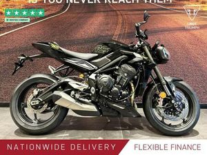 TRIUMPH STREET TRIPLE 765 RS