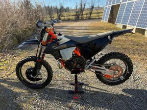 KTM EXC 300 SIXDAYS