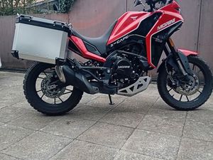 XCAPE 650 MOTO MORINI