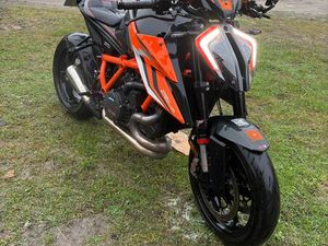 KTM SUPER DUKE