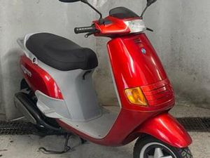 PIAGGIO SKR 125CC 2TAKT DUITS 11.000KM SKIPPER — SCOOTERS | PIAGGIO — MARKTPLAATS