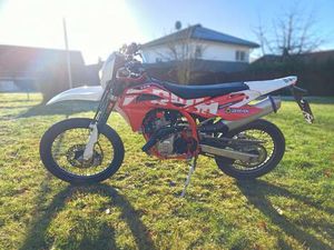 SWM RS 125 R - BASTLERFAHRZEUG - GUTE BASIS