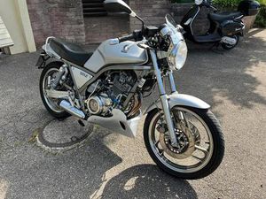 YAMAHA SRX 600