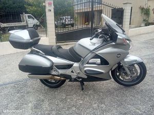HONDA ST 1300
