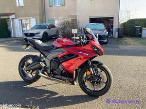 VENTE TRIUMPH DAYTONA 660