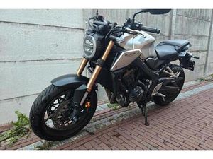 ② HONDA CB650R ZILVER (2021) – SPORTIEVE NAKED BIKE!