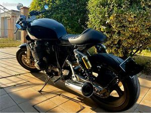 YAMAHA XJR 1200