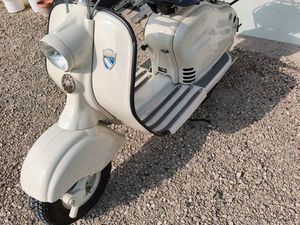 LAMBRETTA LD 1957 ENTIÈREMENT RESTAURÉ
