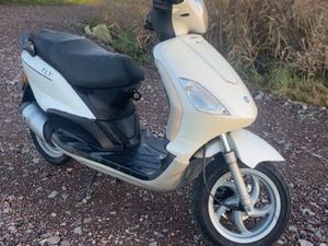 PIAGGIO FLY 2T KITÉ