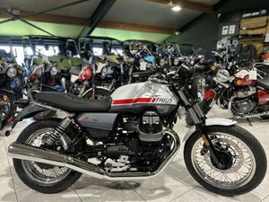 ② MOTO GUZZI V 7 SPECIAL