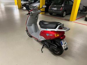 PIAGGIO SKR 125