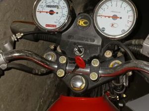 VEND MOTO KYMCO 125CM3 PULSAR 7000KM