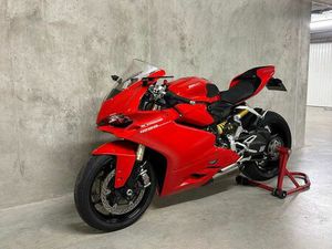 DUCATI PANIGALE 1299 ÉCHANGE POSSIBLE