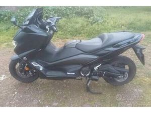 YAMAHA T MAX 560 - 2021