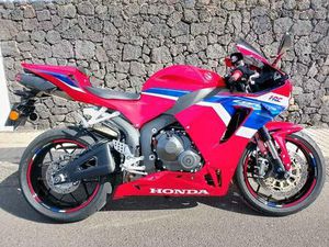 HONDA - CBR 600 RR