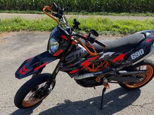 KTM 690 SMC-R